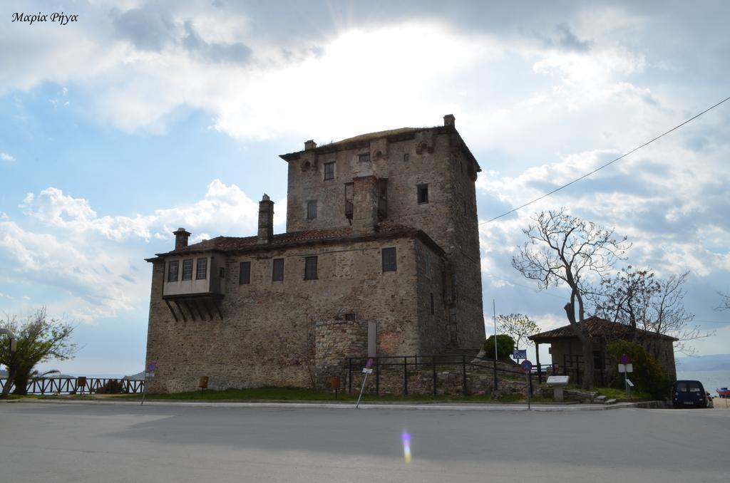 Emmeleia Accommodation By Maria Riga Ouranoupoli Buitenkant foto