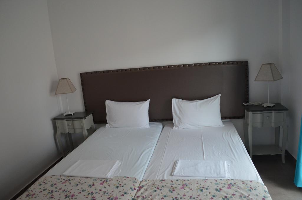 Emmeleia Accommodation By Maria Riga Ouranoupoli Buitenkant foto